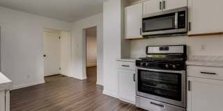 Available JUNE 2026 - 1 Bed w/ off street parking, beautiful view Gallery 15