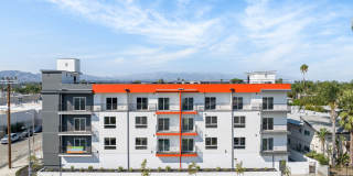 6904 Eton Ave. Gallery 7