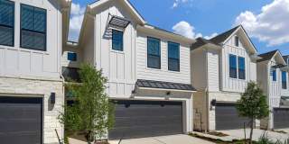 JUNE SPECIAL! - Beautiful Townhome! Gallery 1
