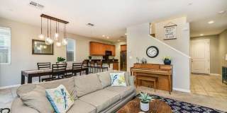 NICE TWO STORY HOME IN WEST ROSEVILLE! Gallery 9