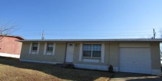 Very nice home located in the Gooch Area! New Flooring ( LVP) /Freshly Painted/No Pets! Gallery 1