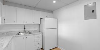 480 Executive Center Drive Gallery 4