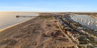 Exquisite Beachfront Luxury on Balboa Peninsula Double Lot Gallery 66