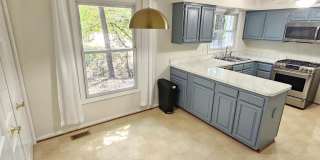11321 CLASSICAL Lane Gallery 12