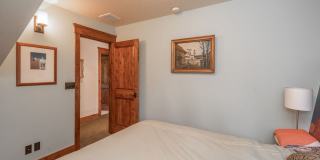 Beautiful Westside Craftsman | Prime Bend Location Gallery 35