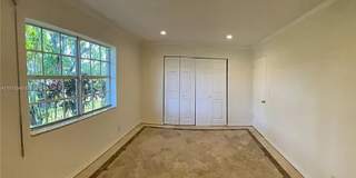 Charming 3 Bedroom 2 Bathroom House - Huge Yard Charming 3 Bedroom 2 Bathroom House - Huge Yard Gallery 5