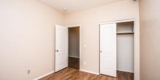 44629 W Santa Fe Avenue Gallery 18
