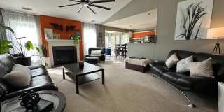Room in 3 Bedroom Home at Sunburst Ln Gallery 15