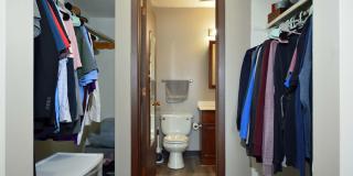 Beautiful 3-Bed 2-Bath Townhouse in Brooklyn Park! Gallery 13