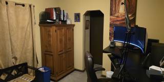 1415 West 49th Street Gallery 15