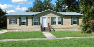 200 Columbia Dr Gallery 1