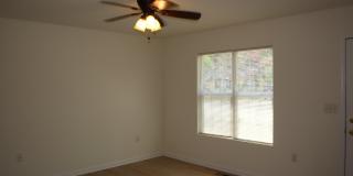 311 DECATUR Avenue Gallery 3