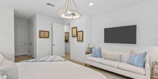 266 PARK LAKE STREET Gallery 11