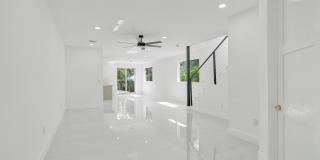 1213 W Las Olas Boulevard Gallery 1