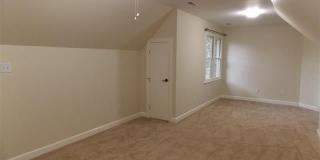 205 Berry Hill Gallery 21