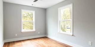 Spacious 5BR/3.5 BA Renovated Home Near Beltline with Off-Street Parking Gallery 21