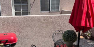 408 W Queen St Gallery 38