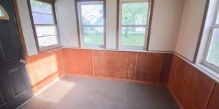 Private 2BR Austin MN Home on Quiet Dead‑End Gallery 17