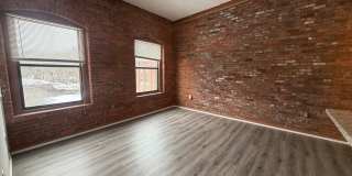 222 Williams Street E unit: Apt 402 Gallery 5