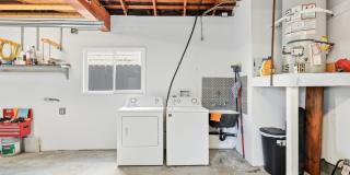 Furnished Balboa Peninsula Point Cottage Home | Available November 1st – April 30th Furnished Balboa Peninsula Point Cottage Home | Available November 1st – April 30th Gallery 34