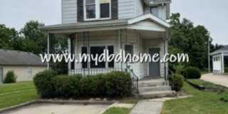 1009 E. Lewis Gallery 1