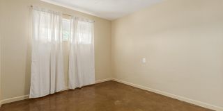 9802 N 2nd Gallery 16