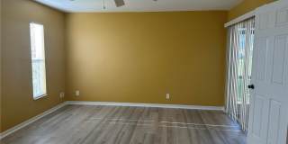 1915 SW 13th Street Gallery 21