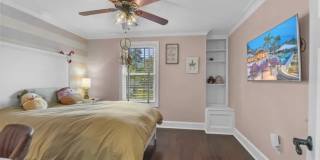 Modern Colonial Single-Family Home Gallery 35