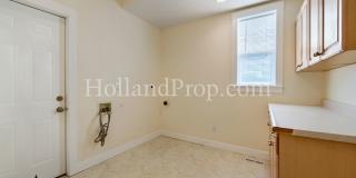 Spacious & Inviting Home in the Heart of Milwaukie! Spacious & Inviting Home in the Heart of Milwaukie! Gallery 17