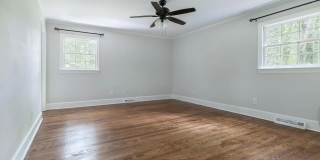 Room in 5 Bedroom House at 4600 Joyner Pl Gallery 21