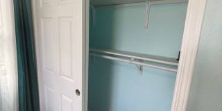 Renovated 3 UNITS right next to UH Manoa dormitory!! Gallery 5
