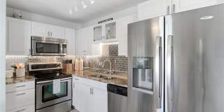 5174 BEACH DRIVE SE Gallery 15