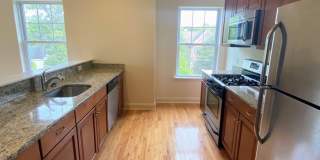 Suburban Square Apartments in the heart of Metuchen Gallery 7
