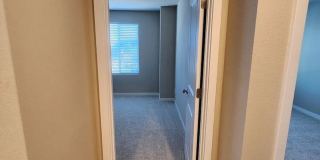 Must See Townhome Located in Ponderosa Ridge Gallery 15