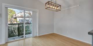 Stunning Sound & Olympic Mountain View Home in North Admiral Gallery 23