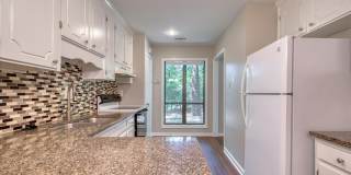 225 Twin Oaks Place Gallery 22