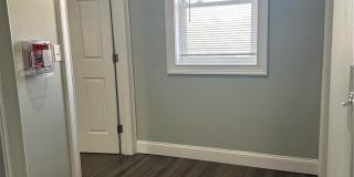 1079 W Berwick Street Gallery 8