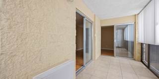 Spacious 2 Bed / 2 Bath Condo in Quiet Denver Community with Pool & Gym Gallery 22