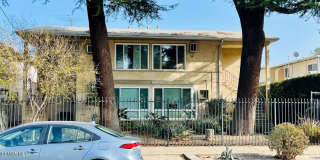 5728 Hazeltine Avenue Gallery 1