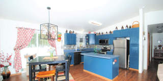 3 Bed / 2 Bath / 2 Car Garage Ranch Style Home Gallery 7