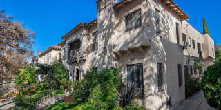 126 N Sycamore Ave Gallery 24