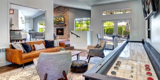 Woodlake Apartments Gallery 29