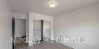 5216 W Albeniz Pl Gallery 13