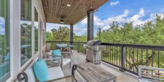 2488 Waterfront Park Gallery 29