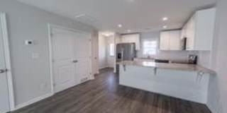 262 S Raleigh Street Gallery 2