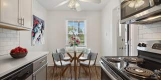 The Hinsdale Apartment Homes Gallery 4