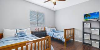 1049 NW 38th Place Gallery 13