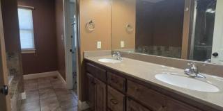 Spacious Home for Rent! Gallery 30