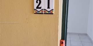 1975 NE 135th St Gallery 3