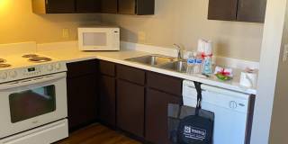 Bristol Square Apartments Gallery 180